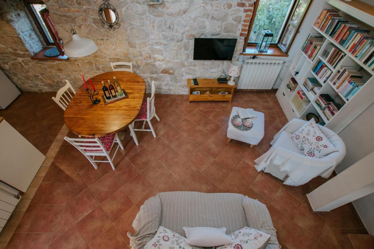 Country House Rusula Vrsine Экстерьер фото
