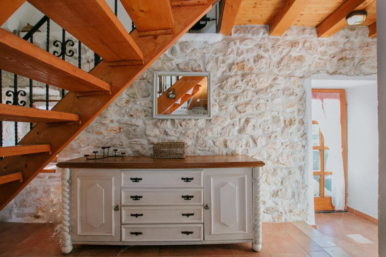 Country House Rusula Vrsine Экстерьер фото